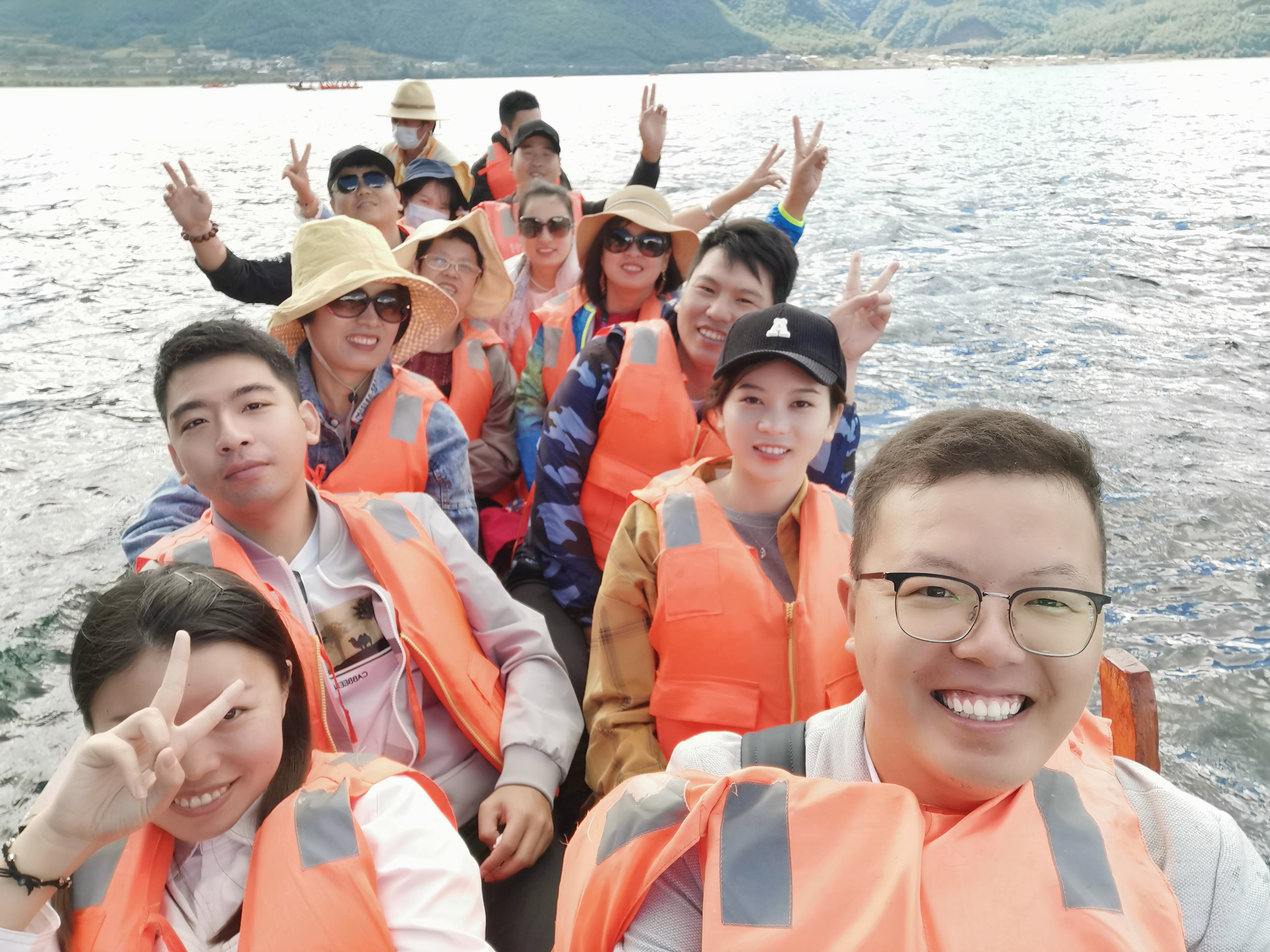 �½�(�й���)���޹�˾����