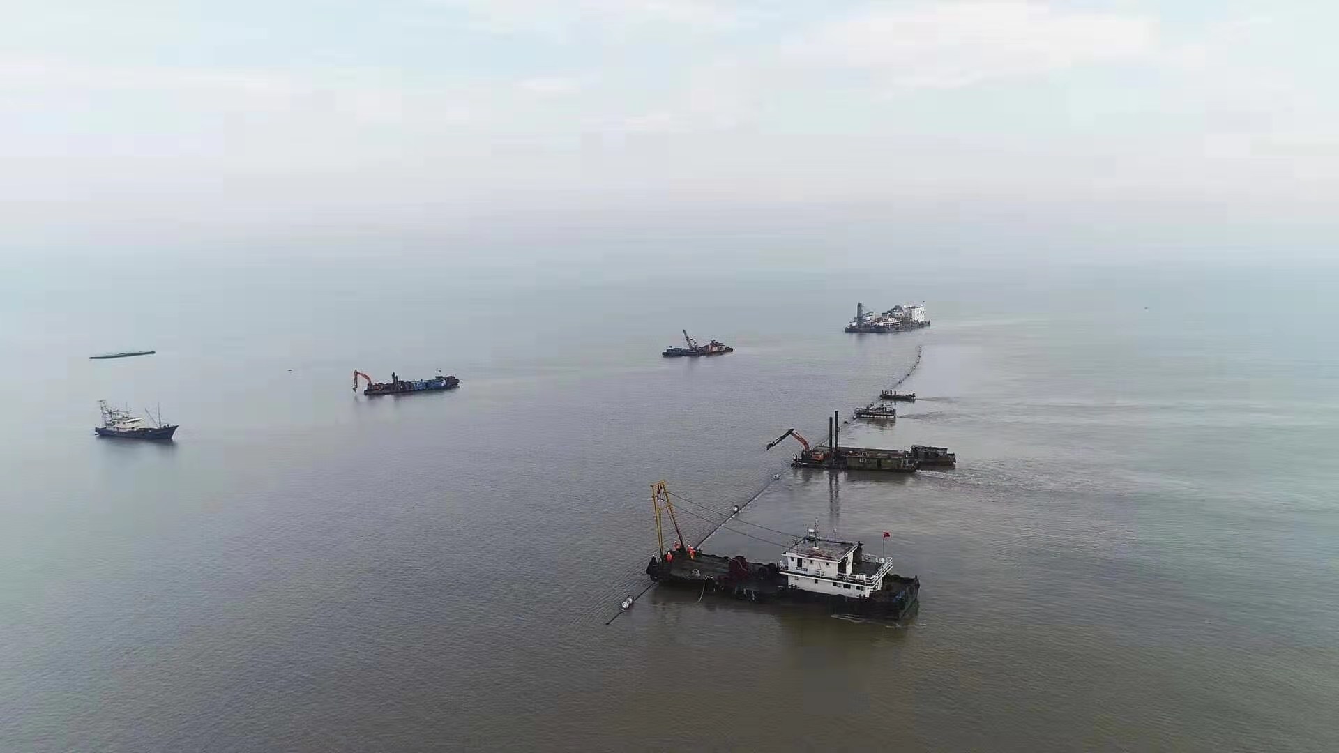 �½�(�й���)���޹�˾����