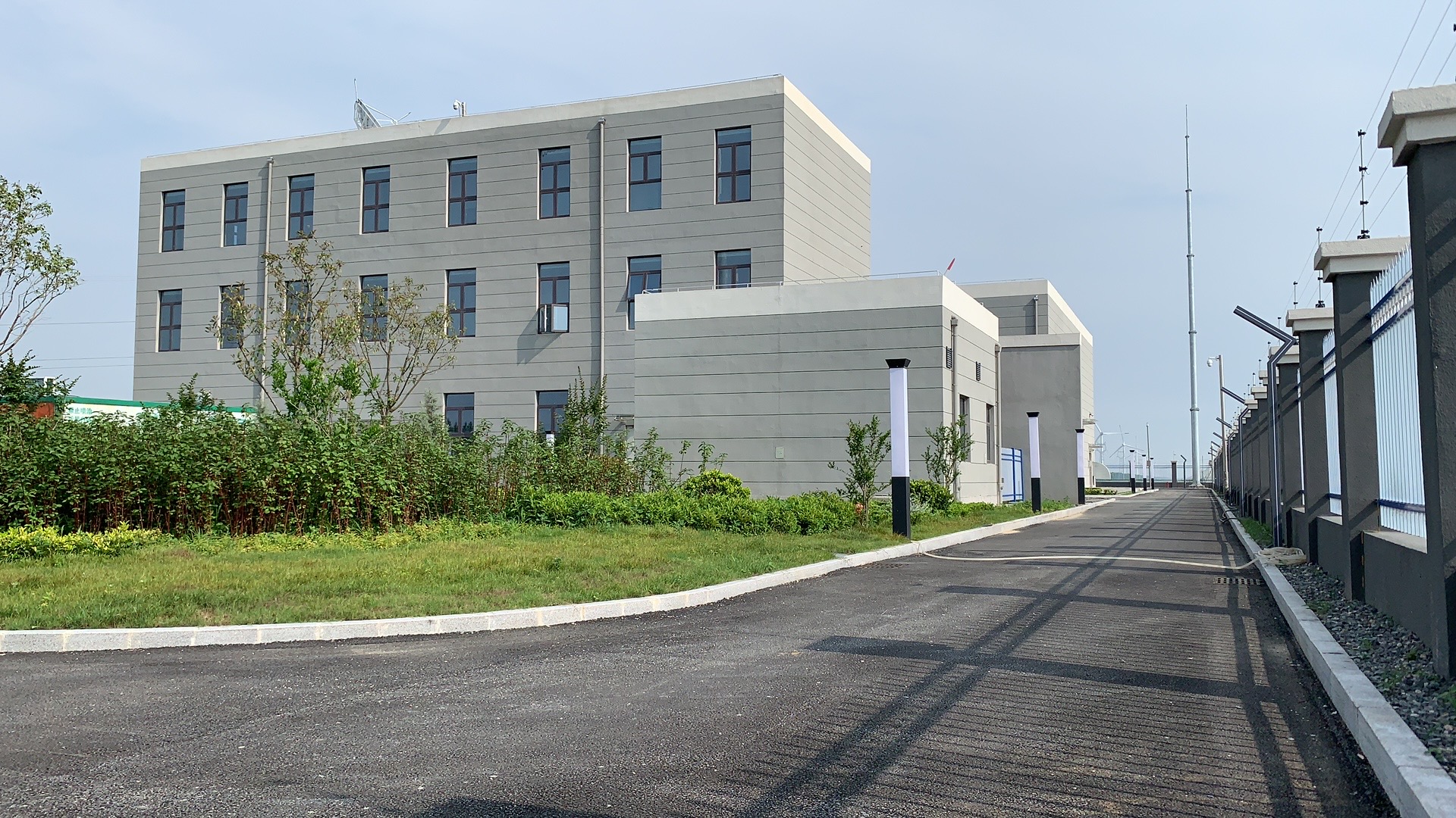 �½�(�й���)���޹�˾����