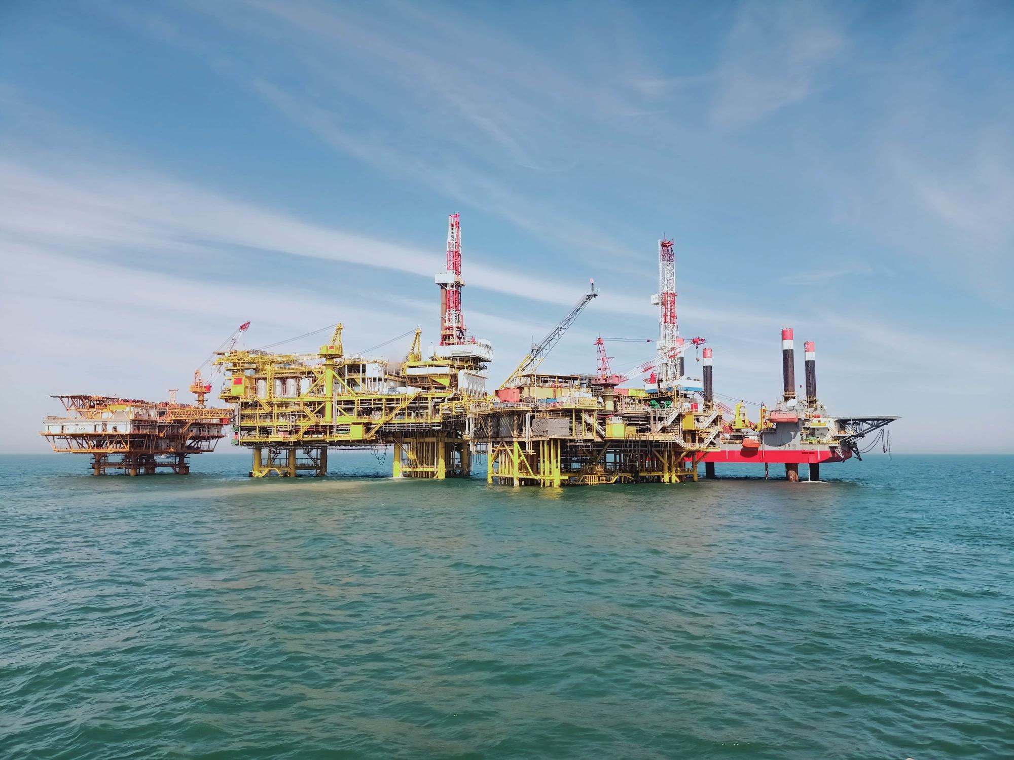 �½�(�й���)���޹�˾����